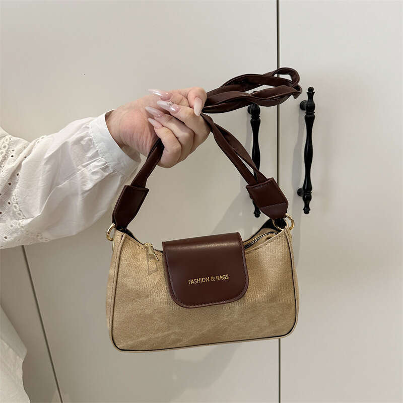 Women's 2025 new single shoulder diagonal cross small square internet famous Korean version contrasting color armpit bag trend