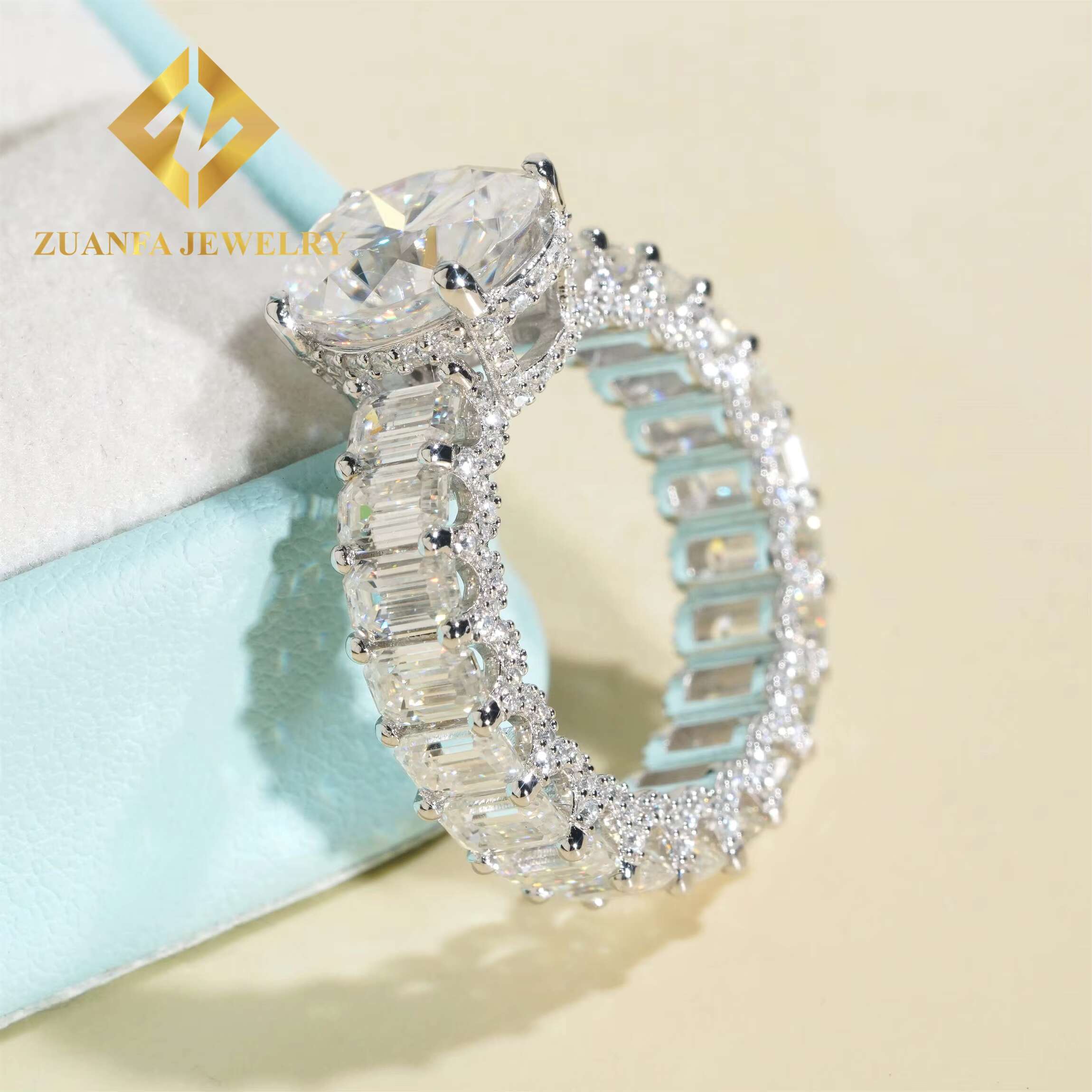 Luxury White Gold Color Boutique Bridal Wedding Jewelry Flawless 5Ct Oval +Emerald Moissanite Diamond Engagement Band Ring