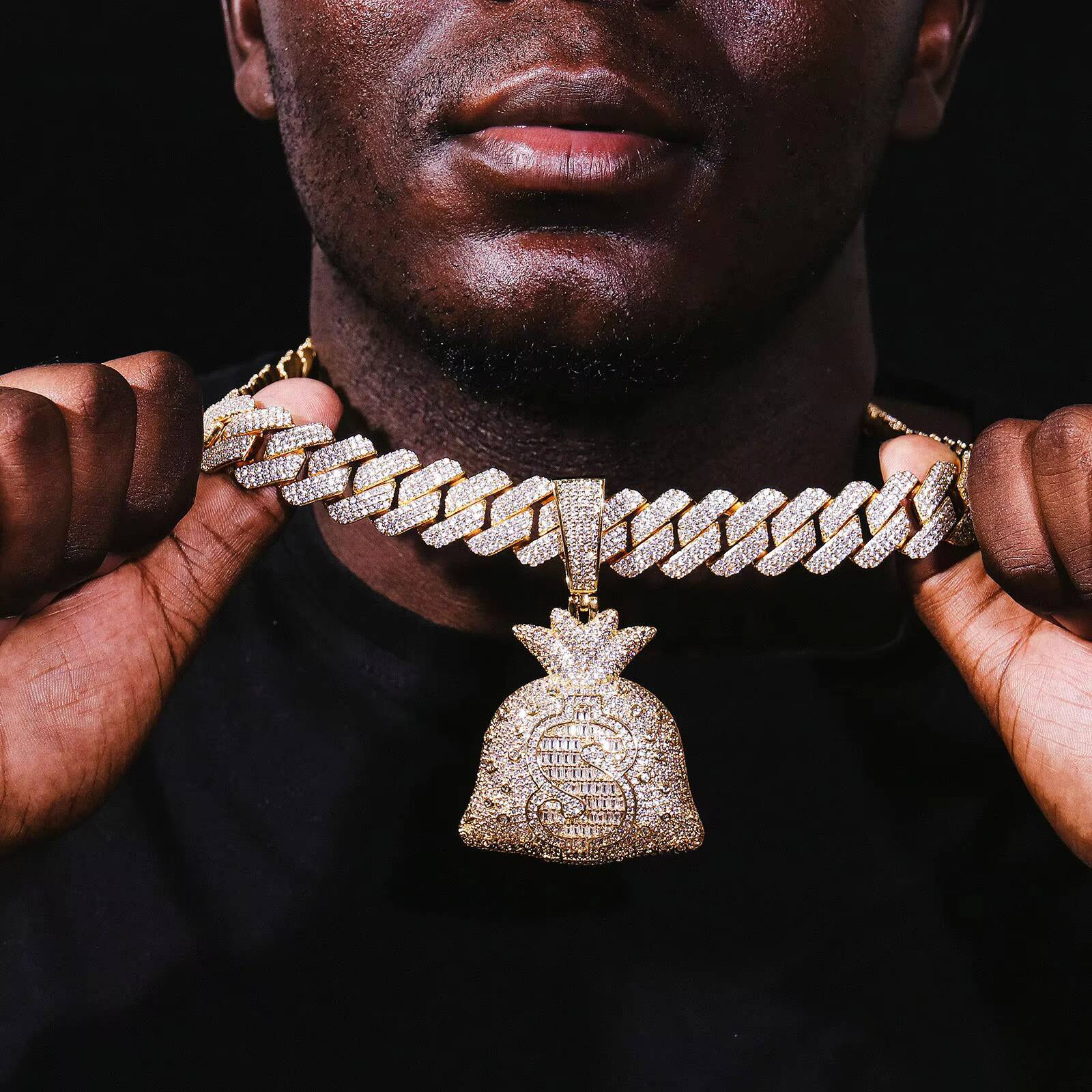 18K Gole Fine Jewelry Moissanite Diamond Pendant Hiphop Out Ice Men Necklace Pendant 925silver Custom Pendant