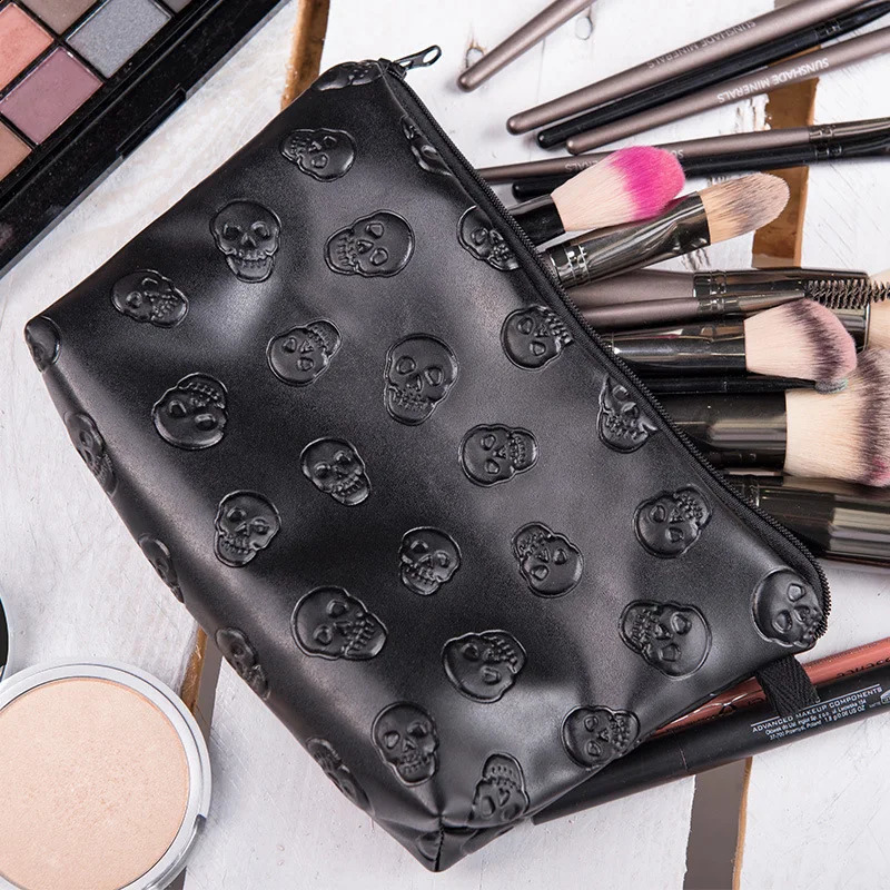 1 black skull makeup bag for women PU leather laser makeup bag travel organizer makeup bag 250410