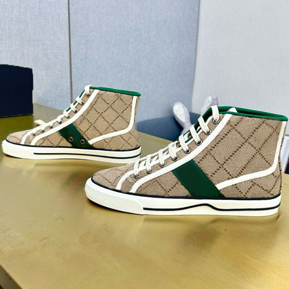 Men Casual shoes women Travel leather lace-up sneaker fashion lady designer Running Trainers Letters woman shoe Flat Printed gym sneakers Large size 34-42-46 With box