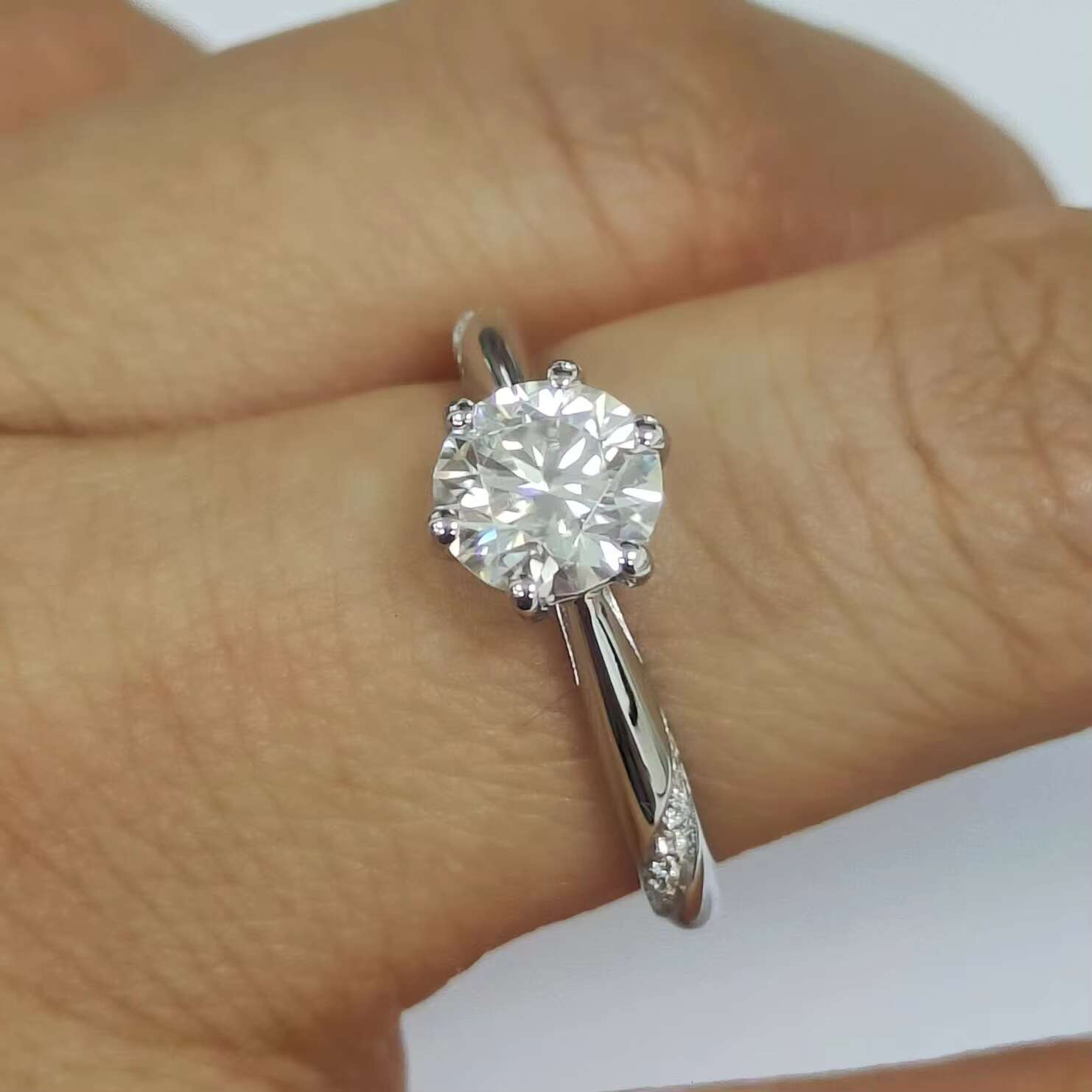 S925 Silver Synthetic Diamond Moissanite Ring