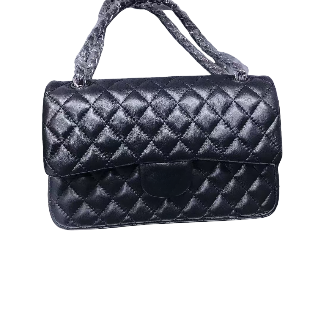 Stylish Sheep Fur Tote Bag Perfect for Traveling and Casual Events