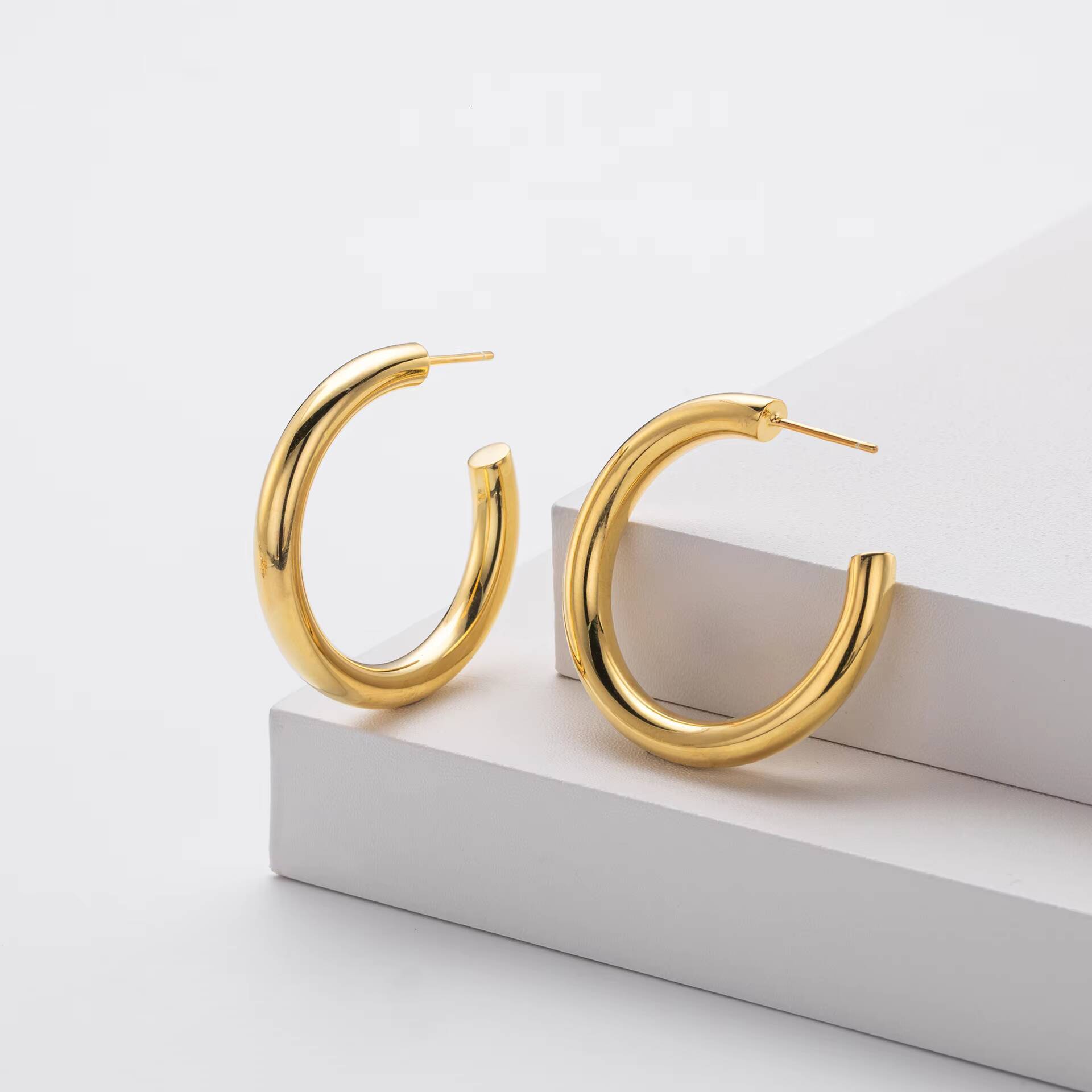 Vintage 925 Sterling Silver C-Shape Hoop Earrings Simple Geometric Design Womens Birthday Wedding Party Jewelry 20 mm