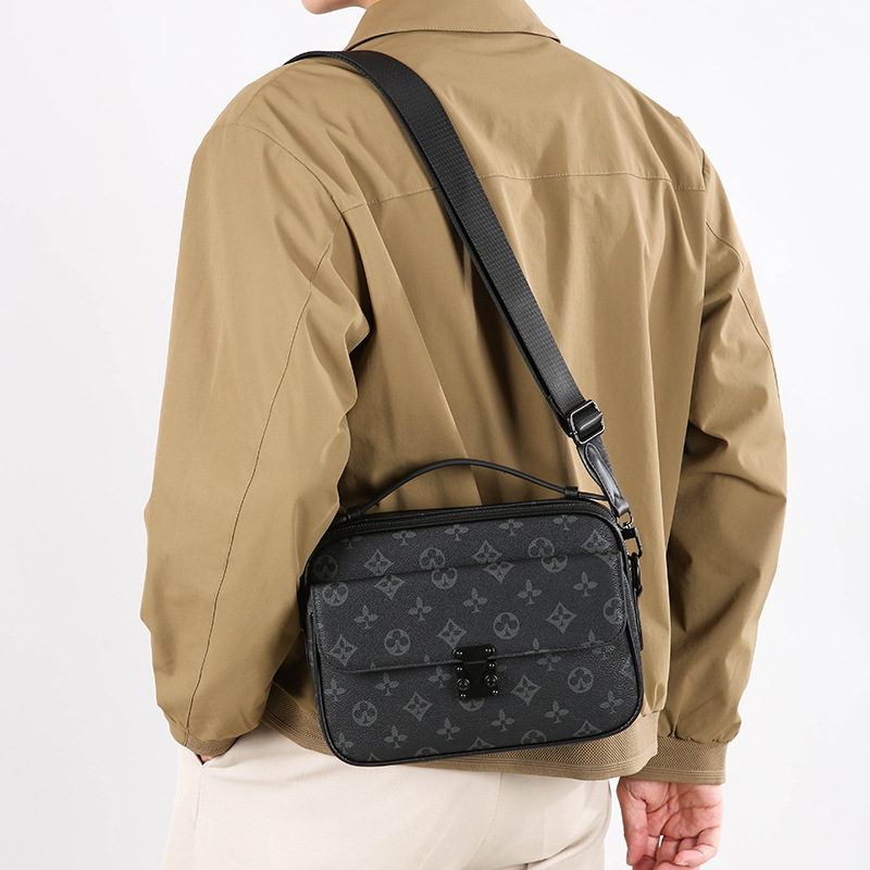 Trendy new men's commuting shoulder bag simple versatile design wide shoulder strap portable travel crossbody bag large capacity free shipping bl