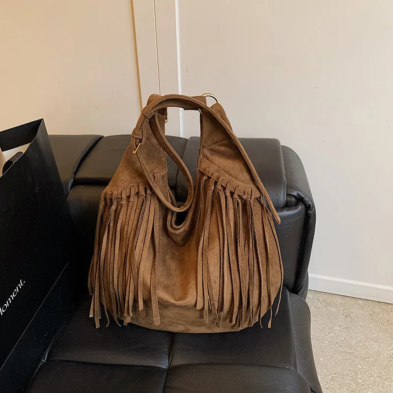 Bohemia Style Tassels Shoulder Hobo Bags for Women Faux Suede Large Capacity Wild Tote Bag Latest Fashion Handbags 251110