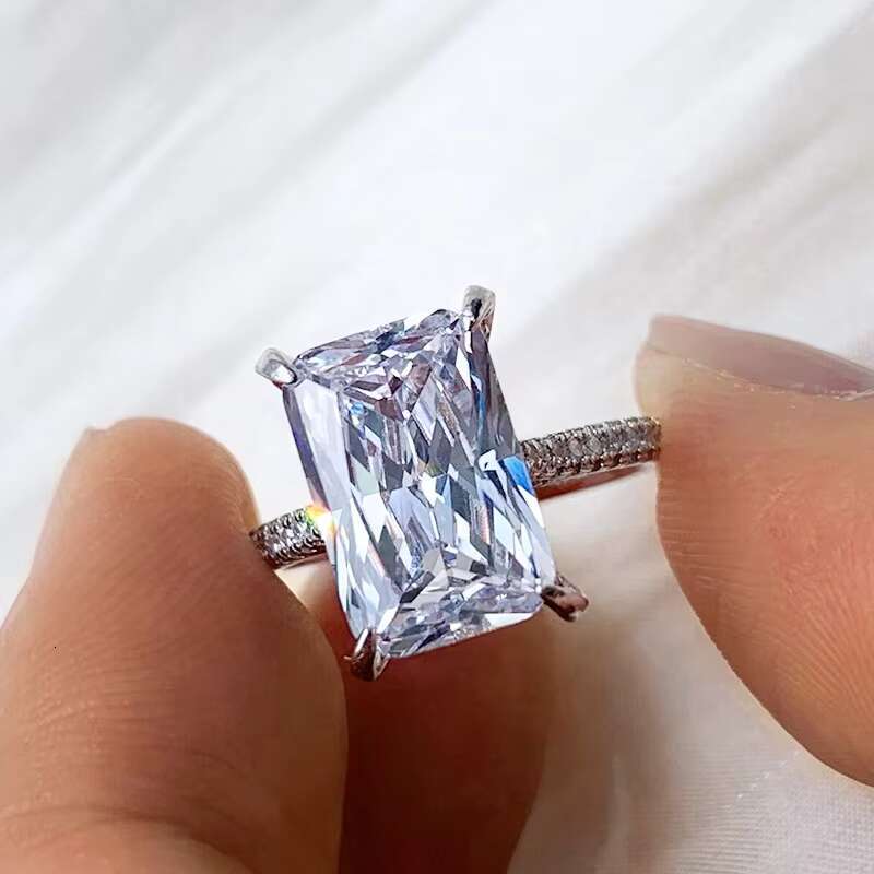 Hailer Hot Sale Diamond Moissanite Silver Ring Radiant Moissanite Ring