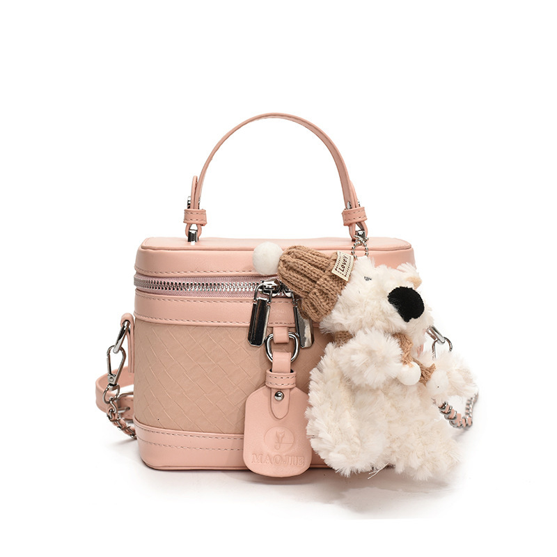 2025S Designer Women S Bag Solid Color Box New Woven Women S Stylish And Stylish Single Shoulder Bag High End Feel Hand Held Crossbody Bag