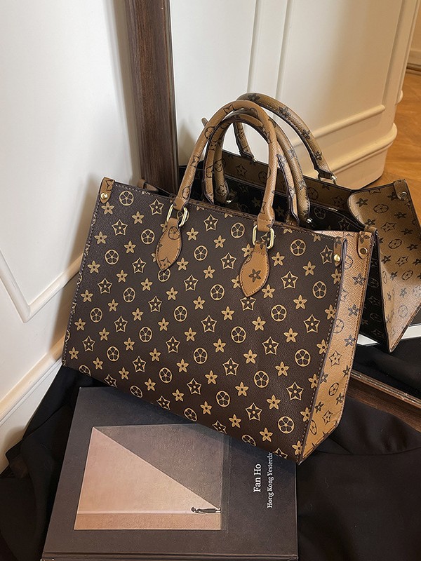 Free shipping, retro and fashionable, versatile, old floral commuting pattern texture, large capacity tote bag, soft leather crossbody single-shoulder