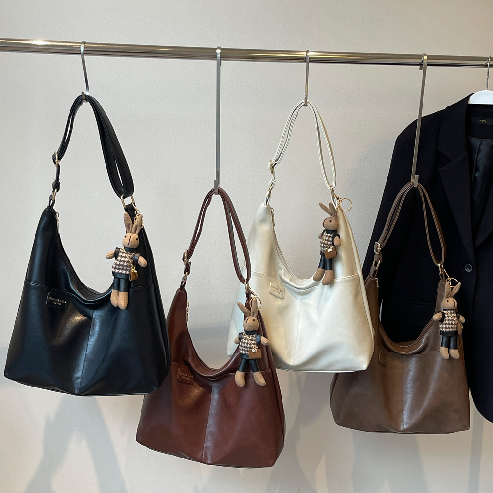 2025S Designer Women S Bag Cross For Women Large Capacity Solid Color Popular Winter New Style High End And Versatile Single Shoulder Tote Bag