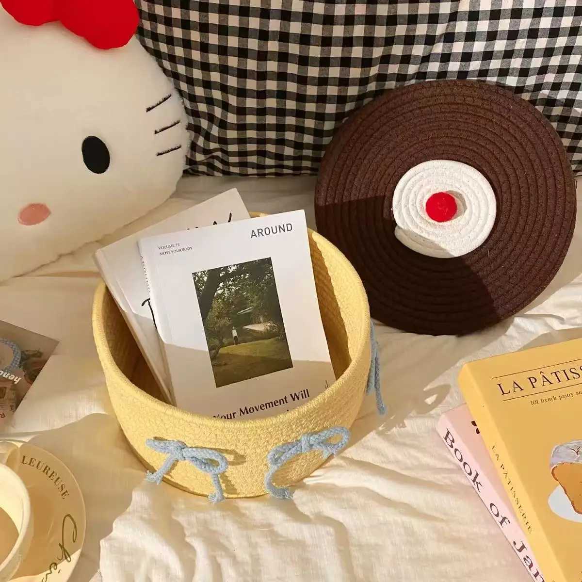 Cute Cotton Thread Weaving Storage Basket with Cover Dustproof Desktop Storage Basket Pendant Storage Box Childrens Toy Storage Y251112