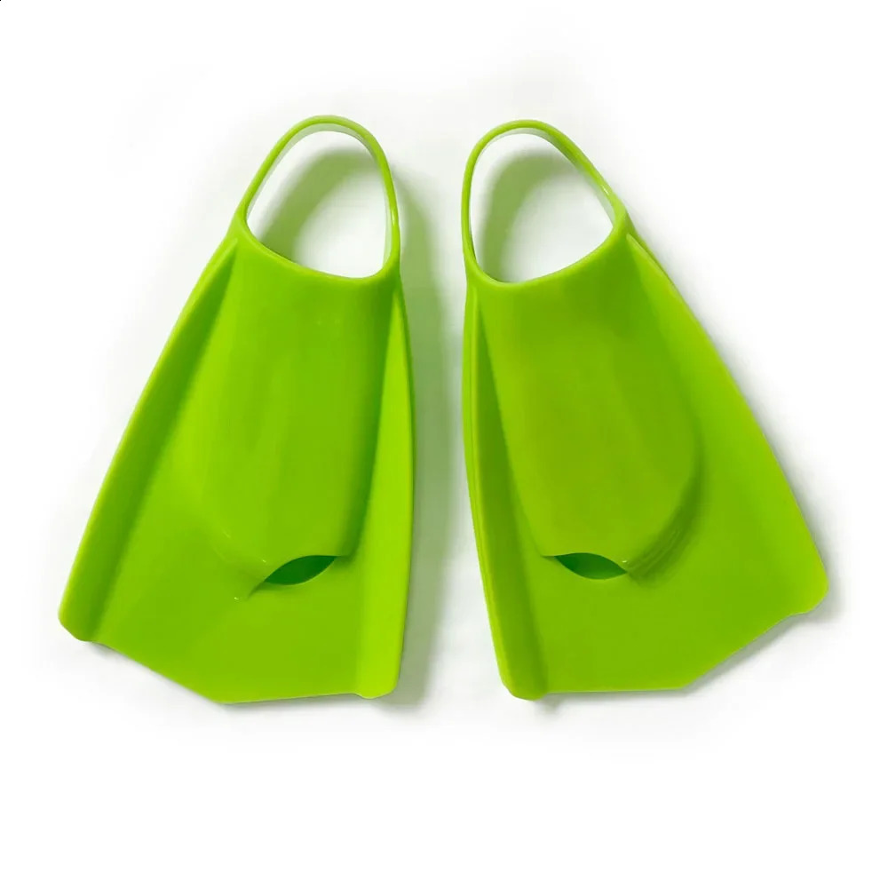 Professional Silicone Fins Swimming Diving Training Frog Shoes Snorkeling Equipment Adult Short Fins Free Diving Fins Swim Shoes 250411
