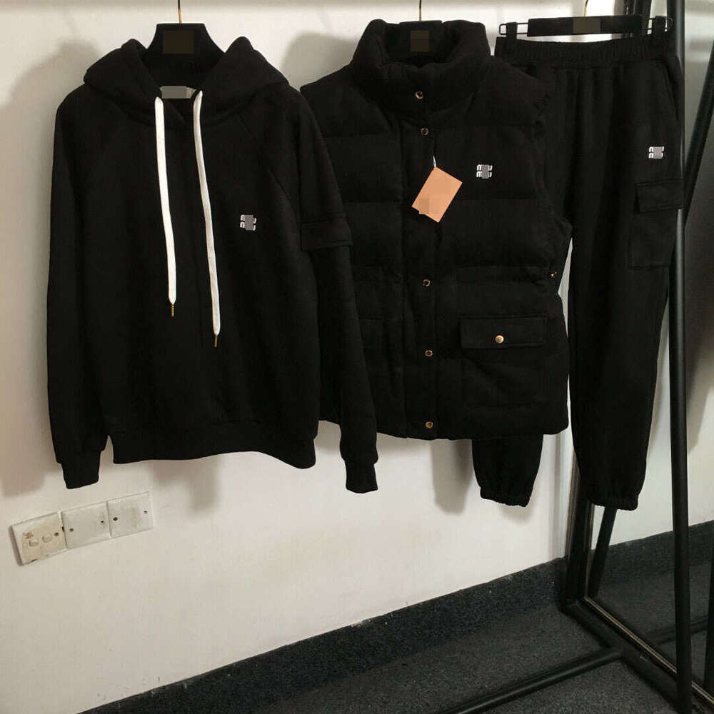 Designer clothing 2024 new warm three piece set with drawstring waistband vest+long sleeved hoodie+workwear pocket casual pants