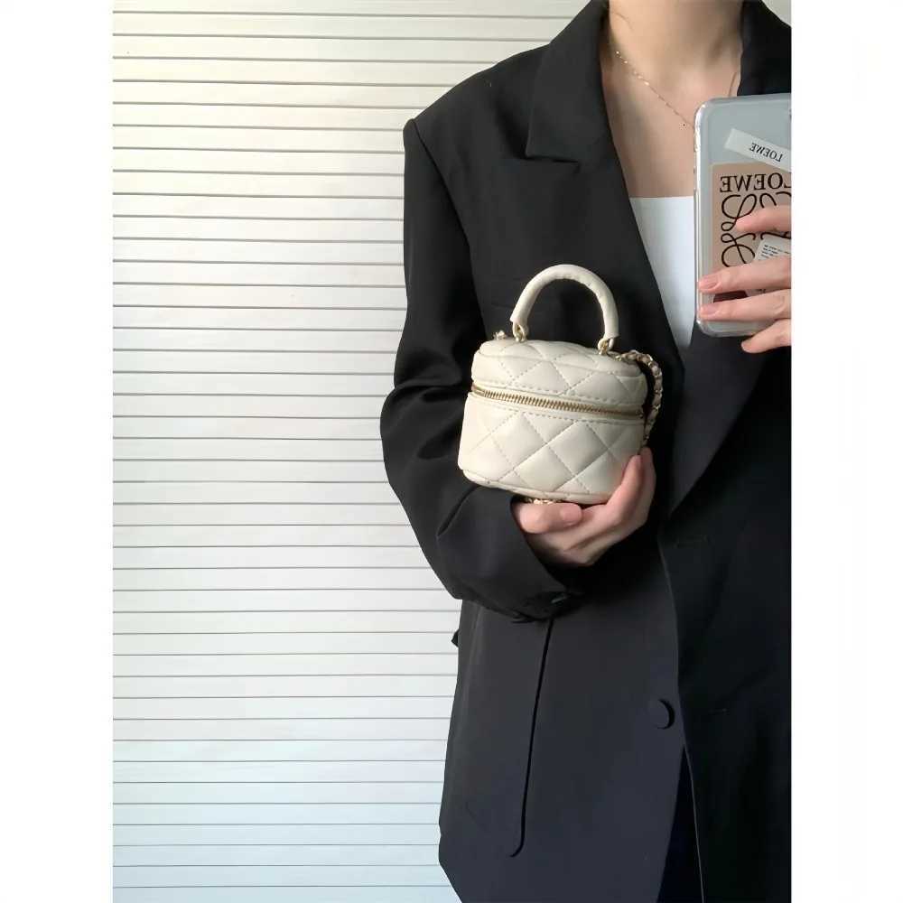 Premium mini diamond chain small fragrant wind bag Womens new fashion texture niche shoulder messenger bagW251112