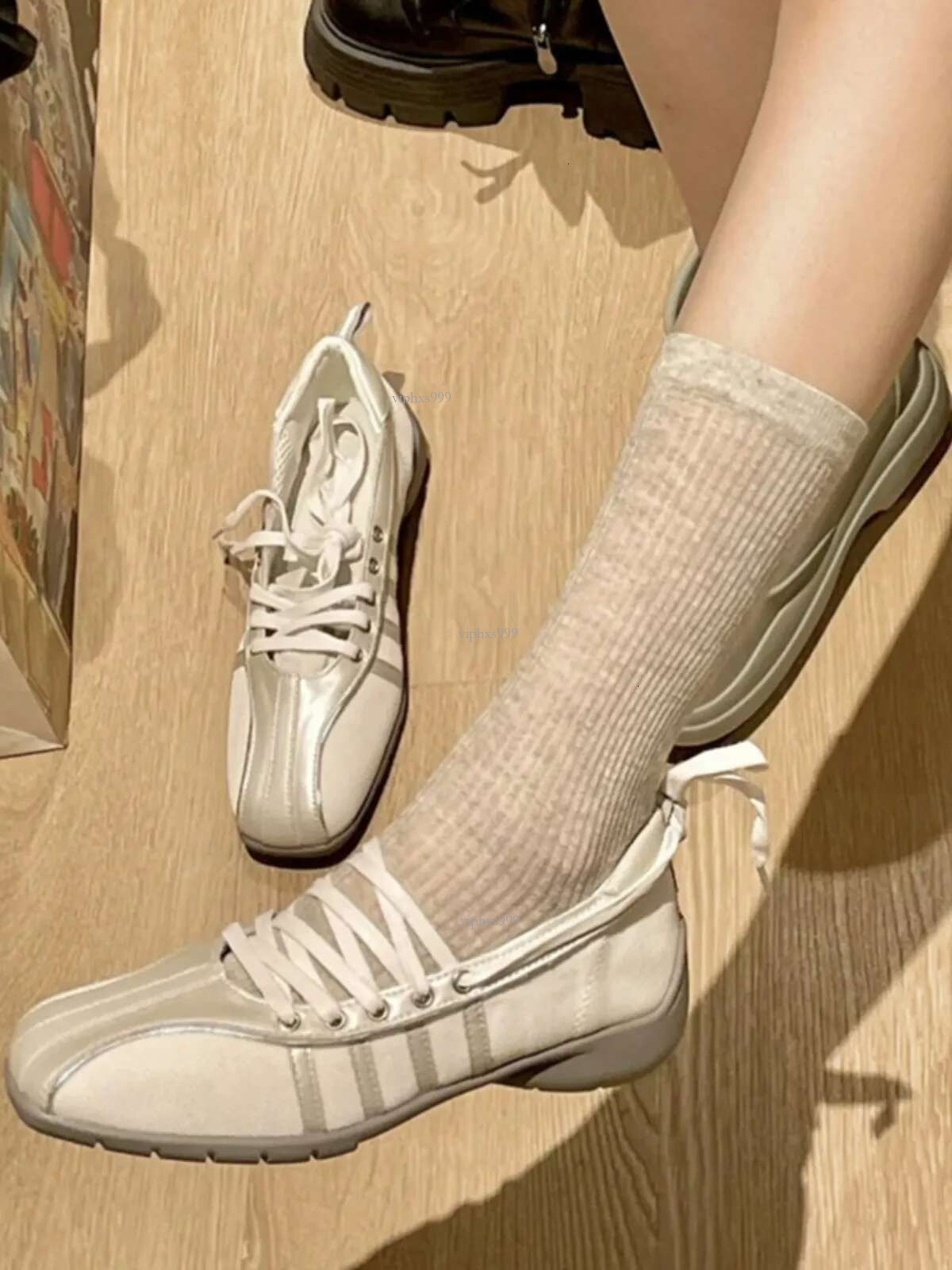 Korean Designer Casual Shoes Women Sports Casual Outdoor Small White Shoes 25 New Summer Soft Leather Sports Ballet Women Single Shoes