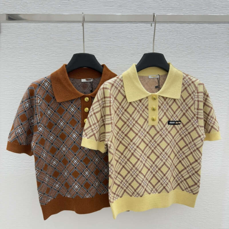 Designer clothing South Oil High Quality M Home 25 Early Spring New Collection, Collar Clash, Checkered Knitted Short Sleeve Women's Wear