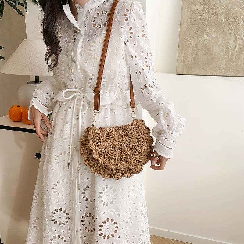 2025S Designer Women S Bag Korean Version Cute Woven Hollow Round Commuting Small Square Summer New Single Shoulder Crossbody Women S Bag