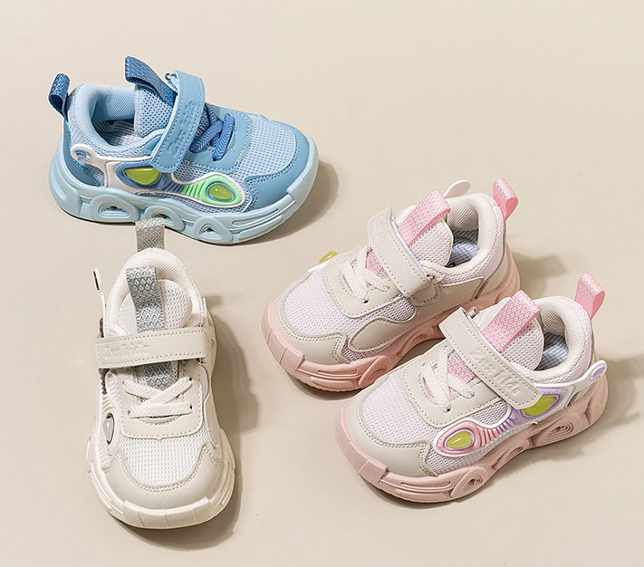 designer shoes 2025 Light-up children's shoes with breathable mesh Children's sports shoes with flashing lights Little girl and boy's d