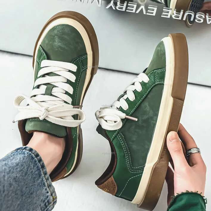 2025 New Free Shipping Designer Shoes Board Men's Niche Trend Design Sense Leather Surface Blue Fashionable Versatile Green New Casual Shoes