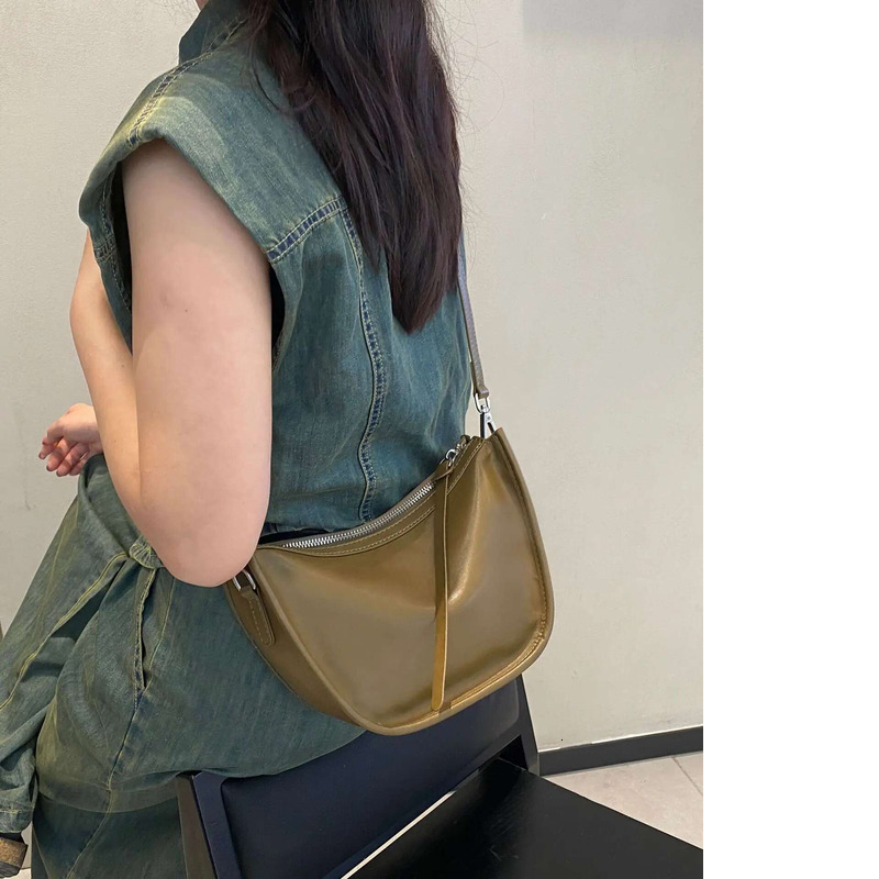 Women's Genuine Cowhide Leather Shoulder/Crossbody - Minimalist & Stylish Horseshoe-Shaped Purse, Commuting Small Bag