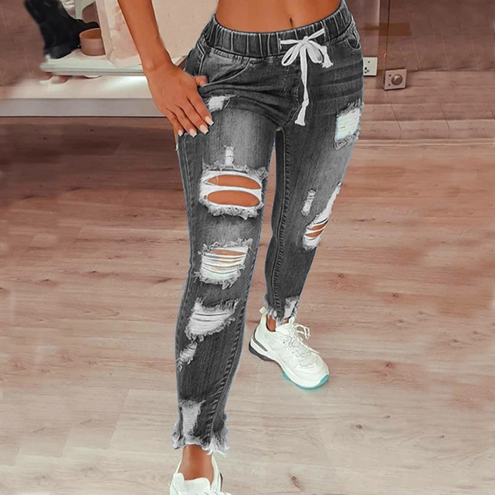 Plus Size High Waist Ripped Denim Trousers Women Clothing 2025 Fashion Korean Casual Slim Large Size Jeans Oversized Pants Leggi 250410