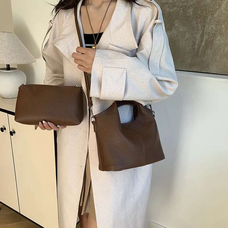 Handheld For Women 2024 New Autumn And Winter Vintage Crossbody Fashion Small Handbag Bucket Bag