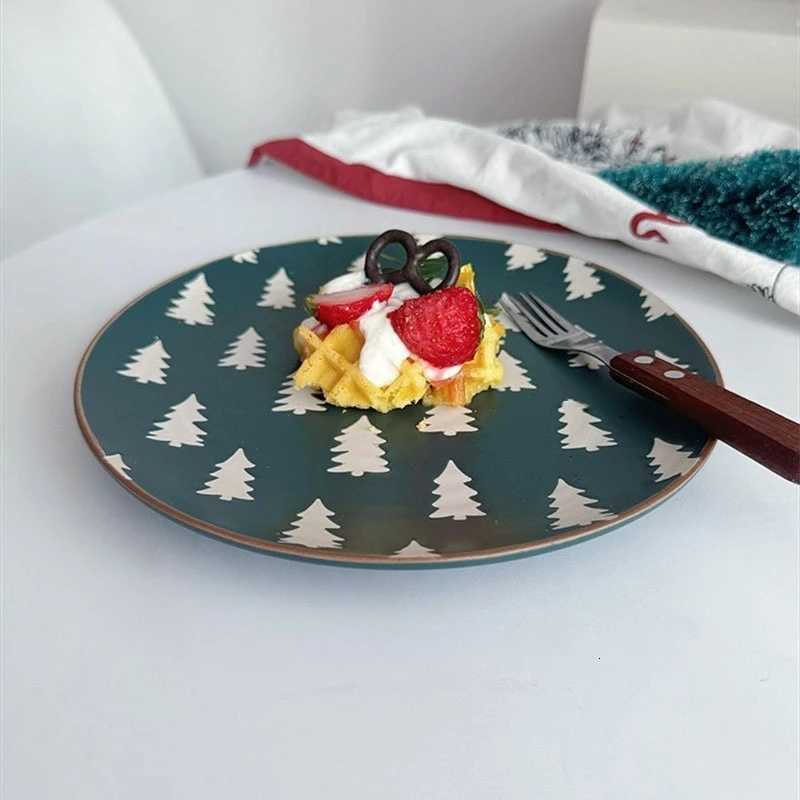 Christmas American Atmosphere Christmas Tree Plate Ins Style Ceramic Western Dish Plate Dessert Plate Y251113
