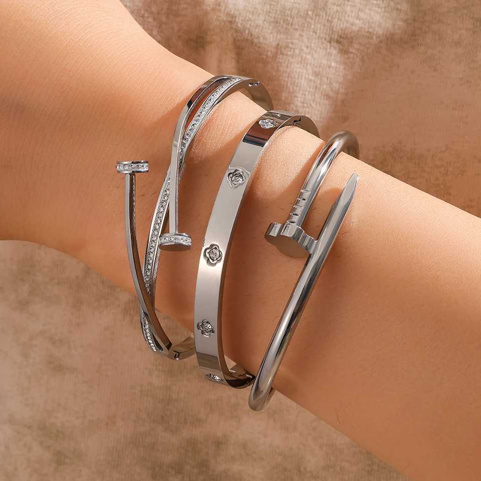 Elegant Nail Stainless Steel Stacked Bracelets for Women Luxurious Fashionable Jewelry for Parties BanquetsT251113