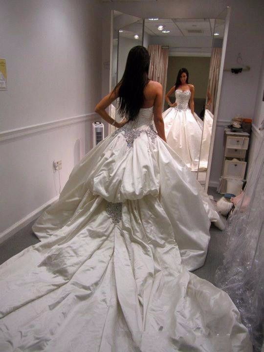 Graceful Ivory Pnina Tornai Wedding Dresses Sexy Sweetheart Ball Gown Sparkly Crystal Backless Cathedral Long Train Bridal Gowns N13
