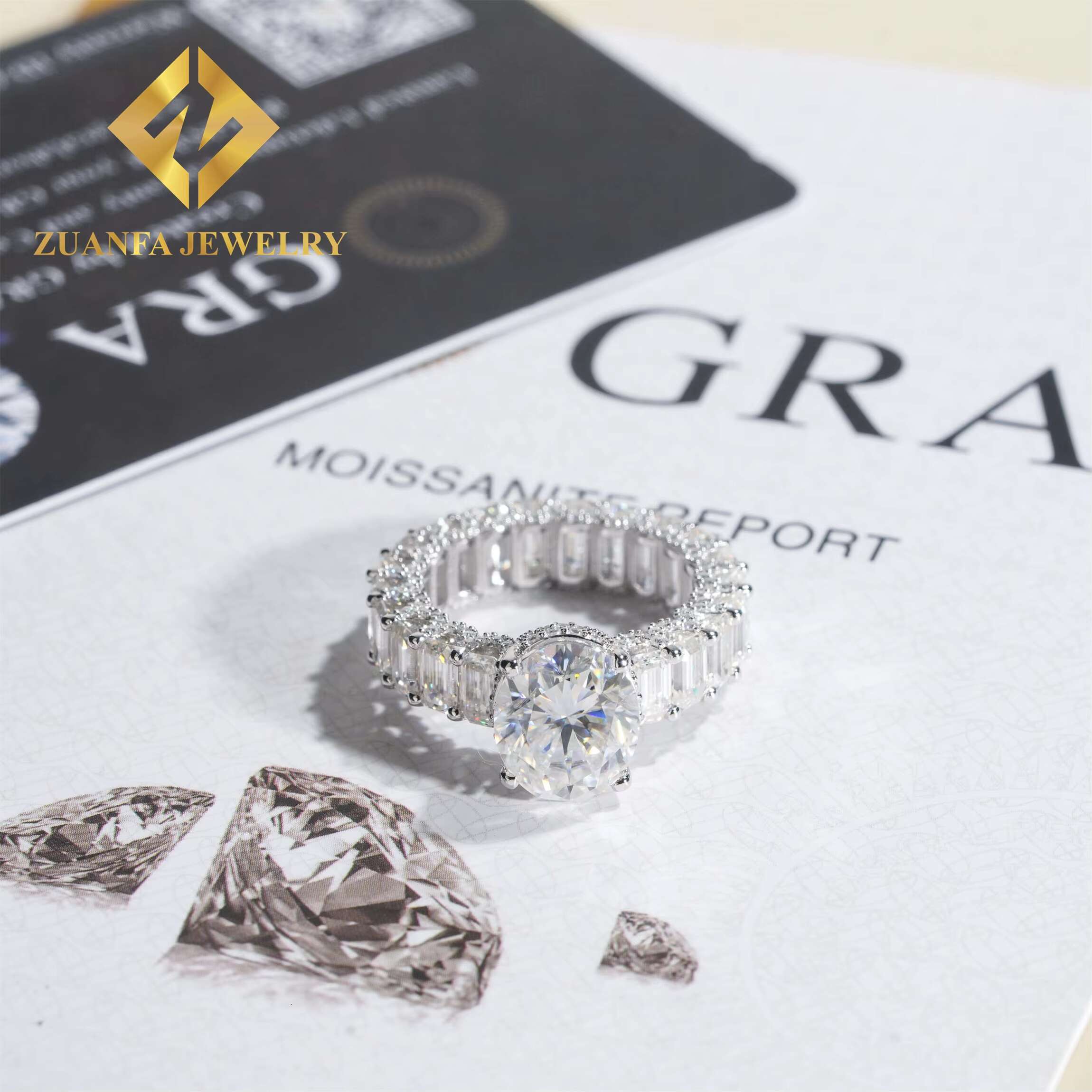 Luxury White Gold Color Boutique Bridal Wedding Jewelry Flawless 5Ct Oval +Emerald Moissanite Diamond Engagement Band Ring