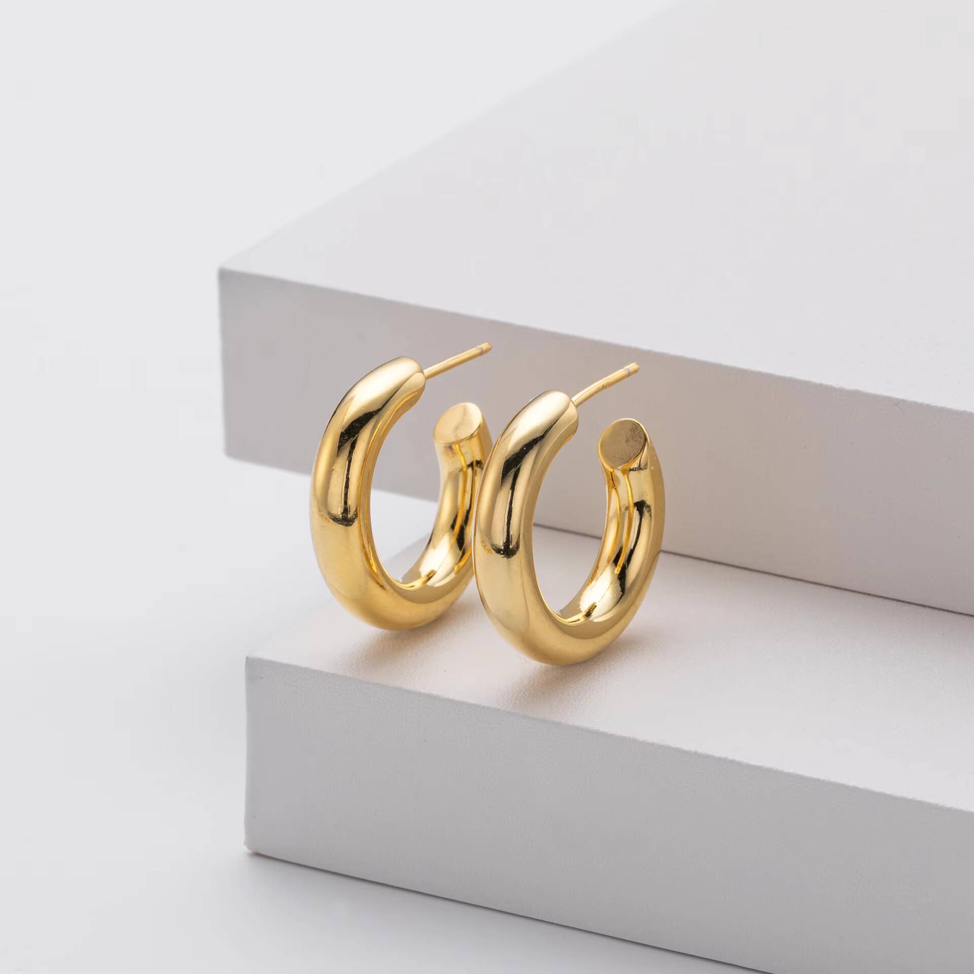 Vintage 925 Sterling Silver C-Shape Hoop Earrings Simple Geometric Design Womens Birthday Wedding Party Jewelry 20 mm