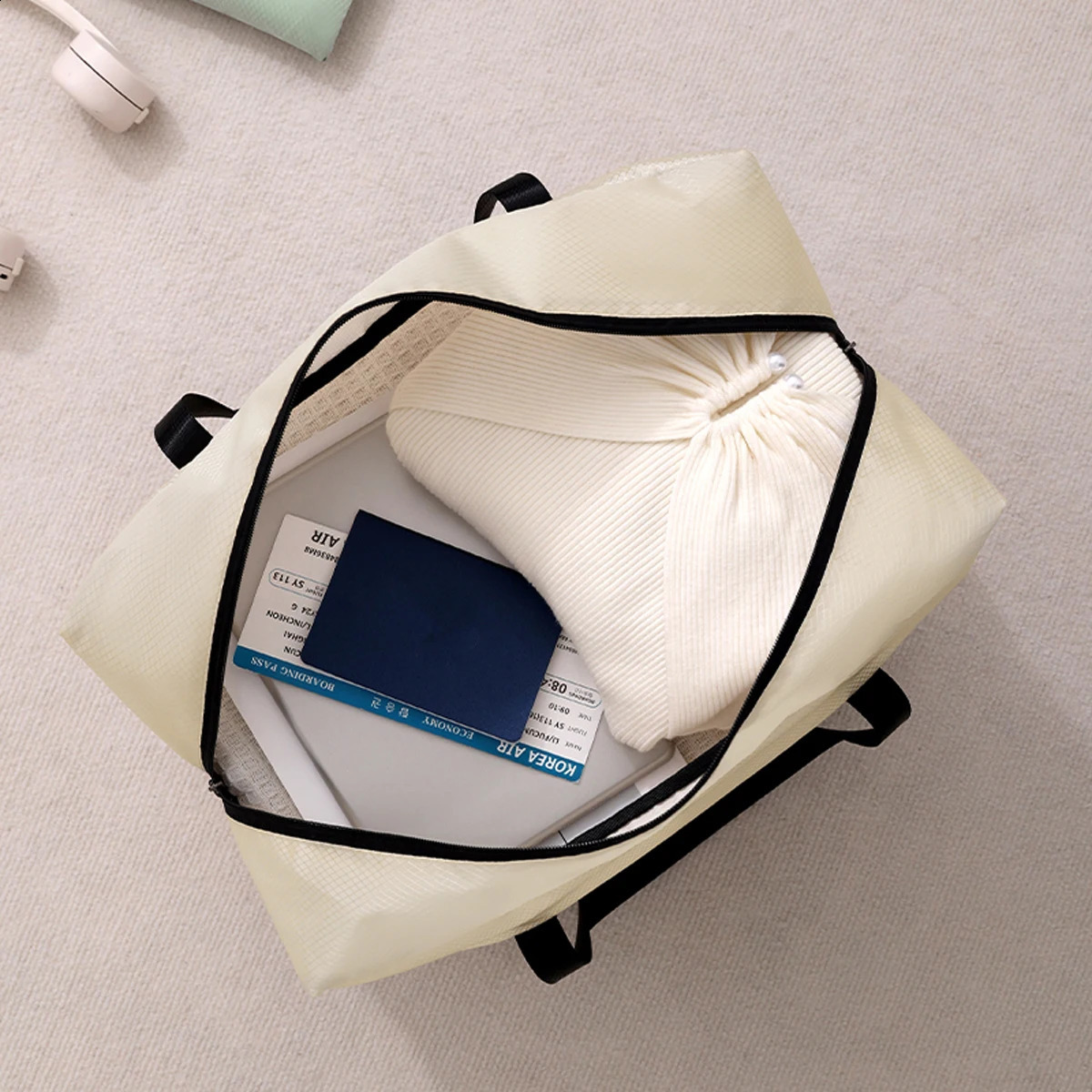 2025 Diamond Shaped Luggage Bag Large Capacity Mobile Ultra Light Folding Travel Clothing Storage 250409