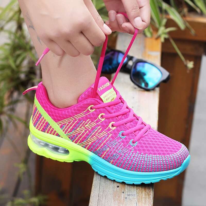 2025 New Women's Outdoor High Quality Running Breathable Casual Sports Shoes Designer Fashion Women's Sports Walking Shoes