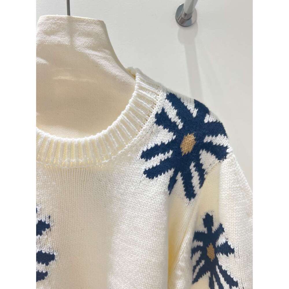 Designer clothing Shenzhen Nanyou High Quality Heavy Industry Handmade Hanging Round Neck French Daisy Jacquard Wool Knitted Sweater