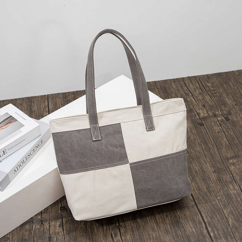 Large capacity contrasting canvas bag for women's one shoulder casual tote bag, color blocking, personalized, simple, and portable contractor