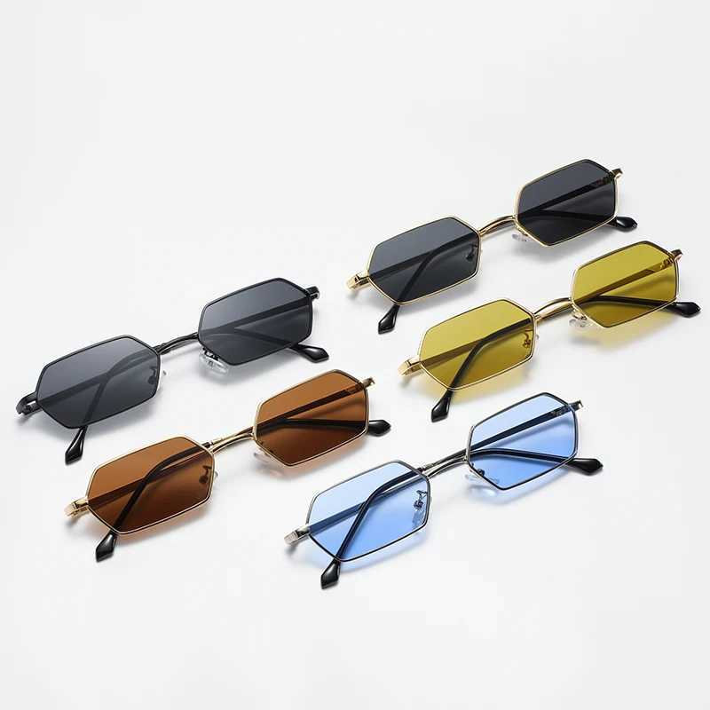 New Personzed Small Frame Women Sunglasses Retro Square Sun Glasses Fashion Men Street Photography EyeglassesC250412