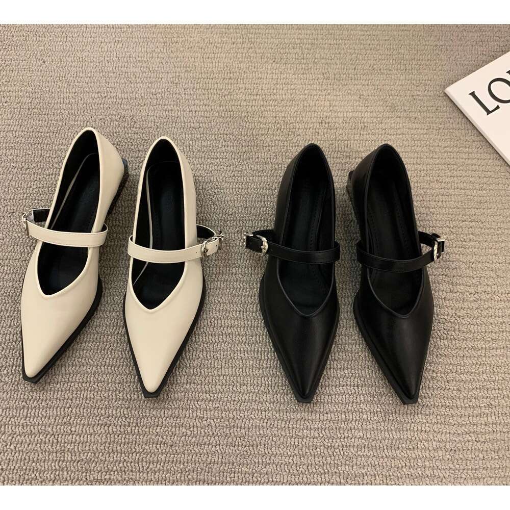 French Style Pointed Toe for Women 2025 Spring New Elegant Socialite Sweet Cool Mary Jane Single Versatile Evening Shoes
