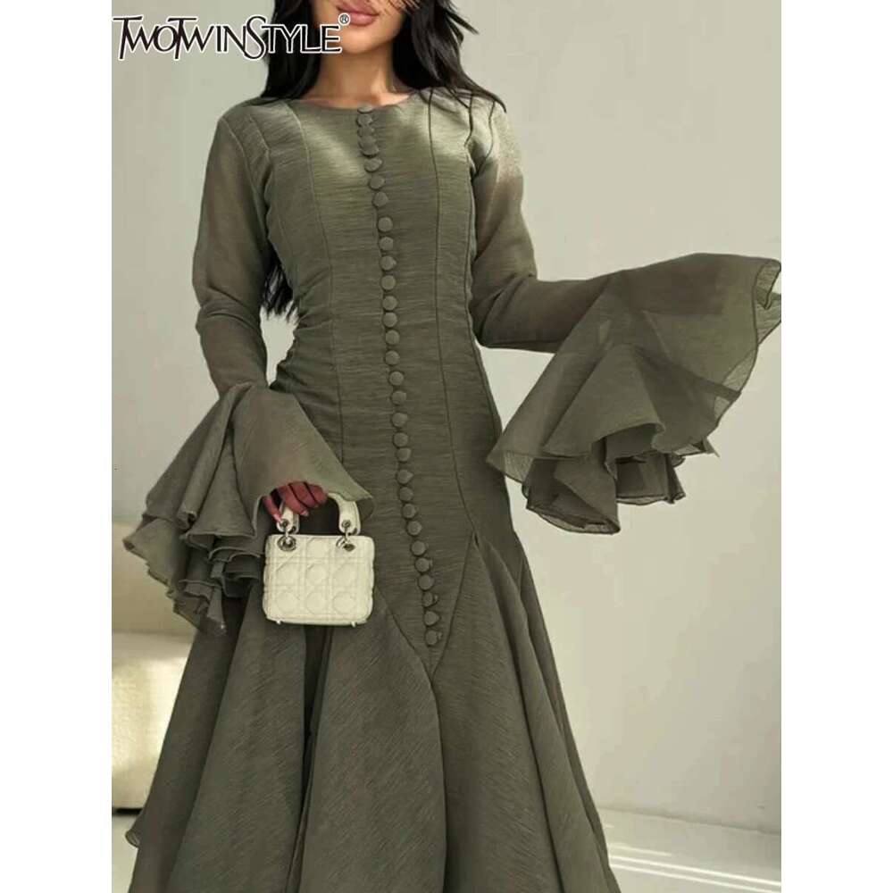 TWOTWINSTYLE Solid Slimming Spliced Folds Dresses For Women Round Neck Long Sleeves Patchwork Buttons Dress Female Clothing New