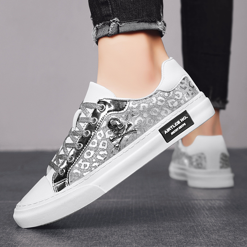 Free Shipping Fashion New Design Men Shoes 2025 Spring Summer Trend Men Casual Canvas Shoes Breathable Wear-resistant Skull Sneakers