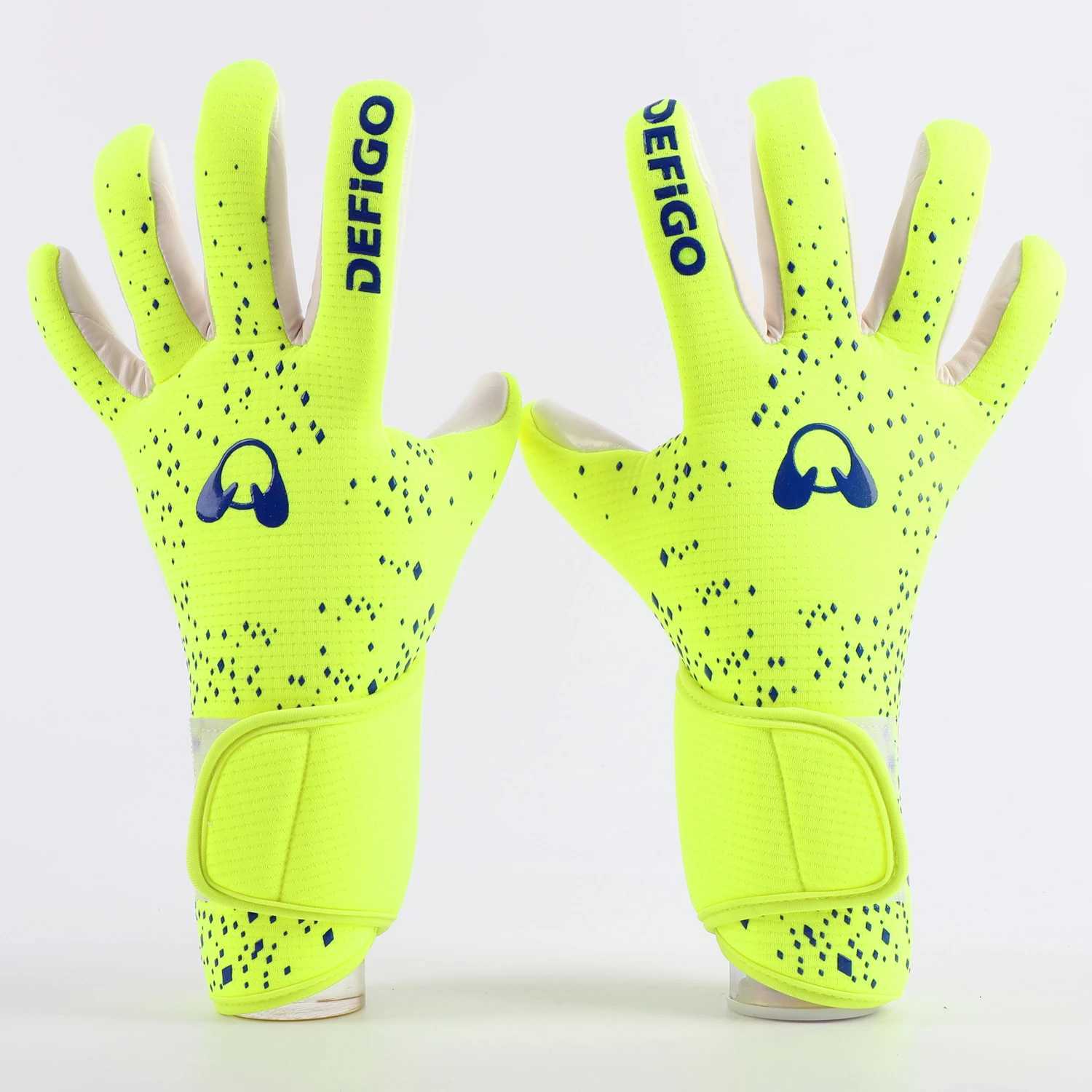 Thicken Latex Goalkeeper Gloves Mens Womens kids Soccer Football Profional Match Training Goal Keeper Anti-slip Goalie Gloves W251114