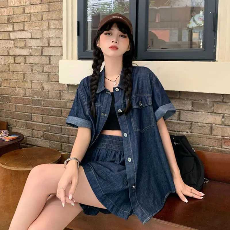 Summer shorts set retro denim shorts Sve shirt thin cardigan womens loose casual shorts two-piece set womens clothingXJ250414