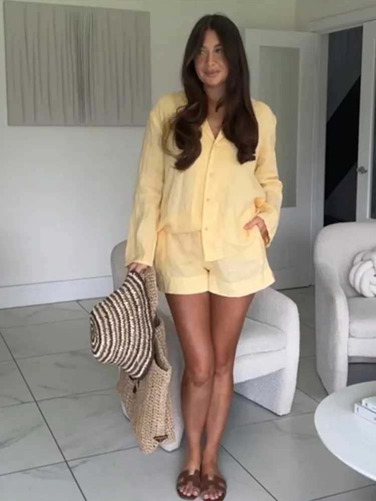 Casual cotton linen shirt set for women solid collar long Sve single chest loose shorts 2025 summer office setXJ250414