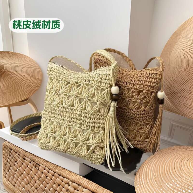 Handmade Beach Bag Handmade Woven One Shoulder Versatile Artistic Hollow Out Niche Tassel Mobile Phone Bag With High Aesthetic Value Crossbody Kq2