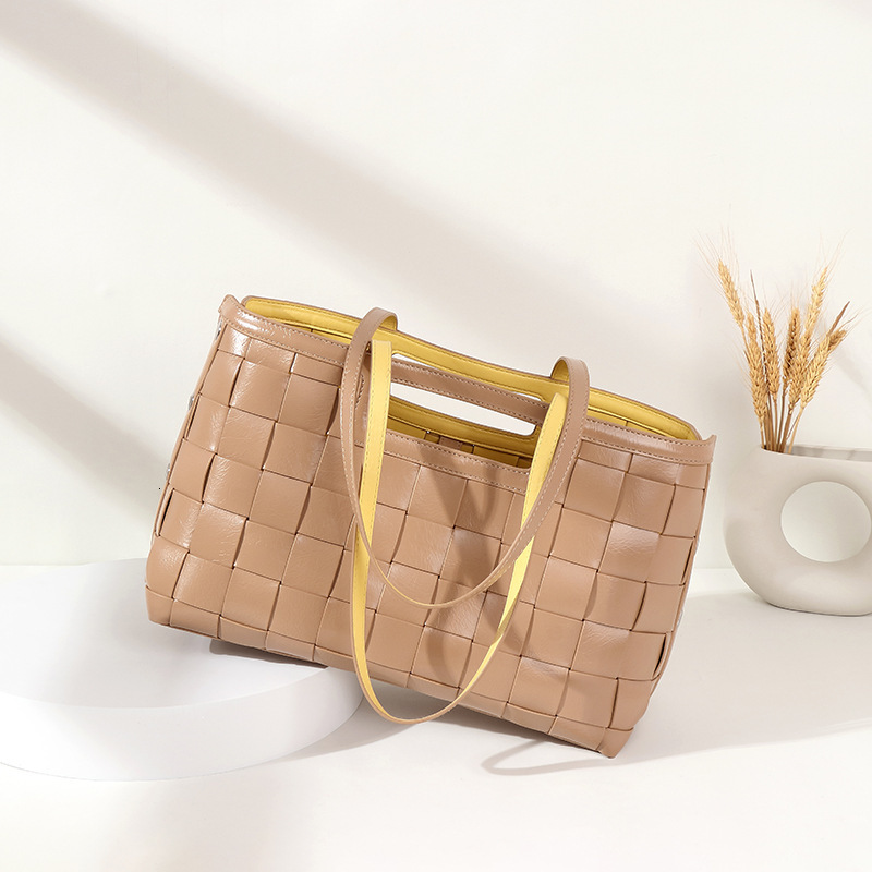 Advanced Sense Trend All-in-one Tote Bag Large Capacity Women's Bag Fashion Handwoven Bag Single Shoulder Underarm Women's Bag