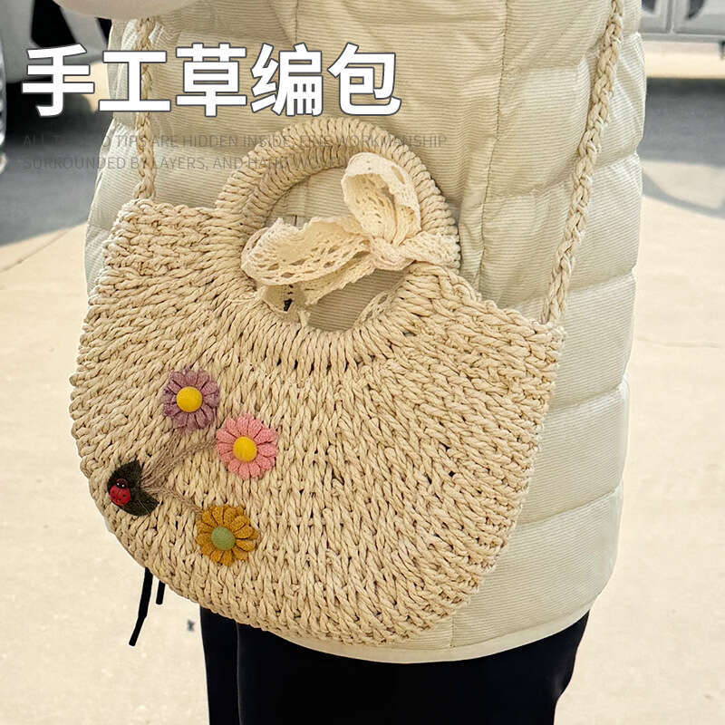 designer bag 2025 Spring Straw New Fashion Internet Celebrity Single Shoulder Crossbody Bag Women's Versatile Instagram Handheld Vegetable Basket