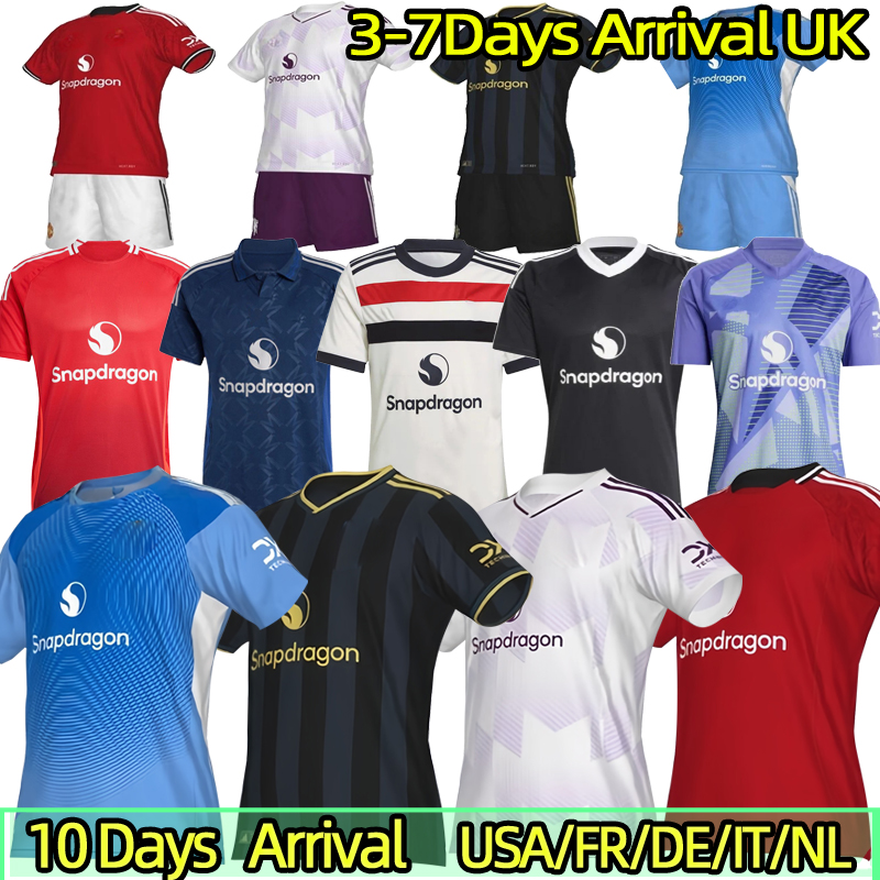 24 25 26 United Soccer Jerseys GARNACHO HOJLUND MARTINEZ CASEMIRO football shirt B. FERNANDES men kids kits MAINOO ZIRKZEE AMAD YORO Onana