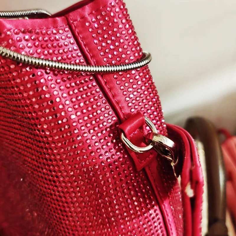 Ladies Evening Bags For Women Designer Handbags And Purses 2023 New In Inlaid Shiny Imitation Dia Mini Chain Shoulder