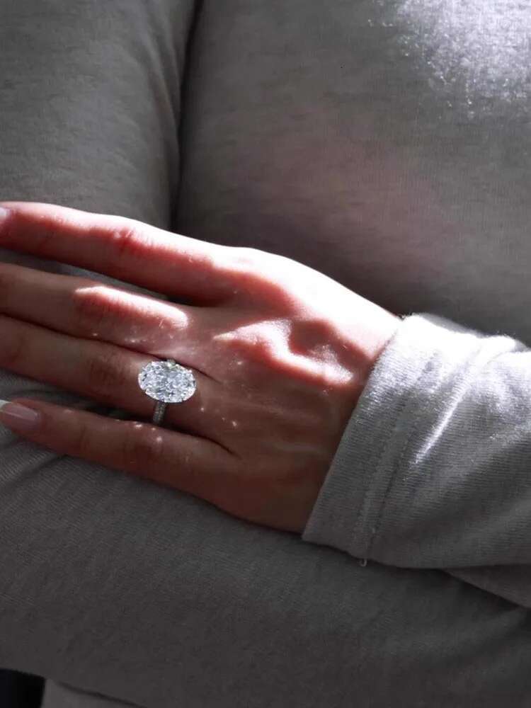 1 2 3 4 5 Carat solid 18K White Gold Ring luxurious Oval shape moissanite Diamonds Women Wedding Party Engagement Ring Classi