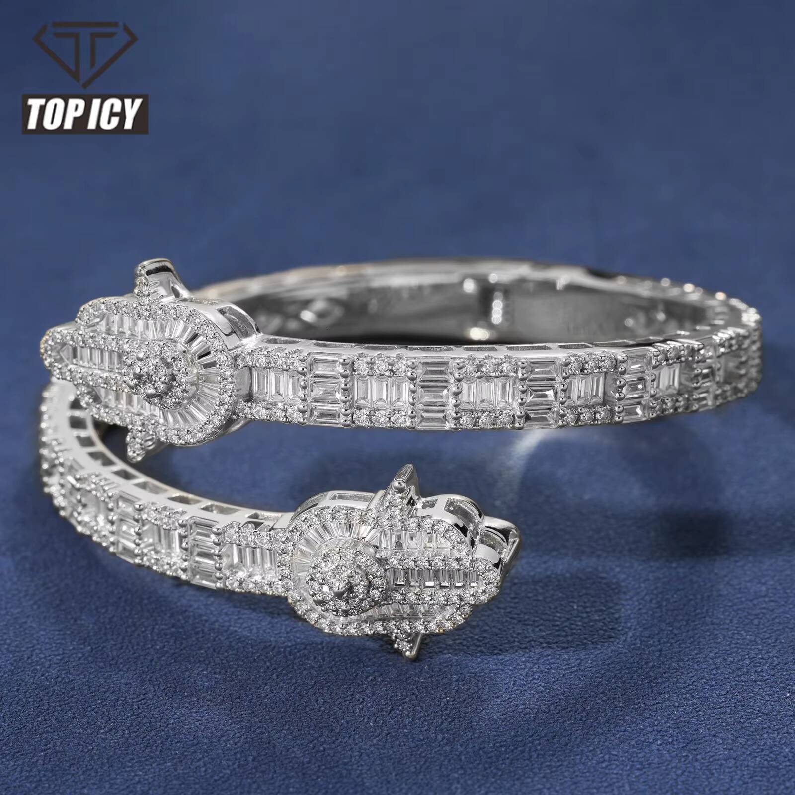 HipHop Retro Cool Trend Hand Jewelry Chains Mens Fashion Wrap Bracelets with Zircon Palm Personalized Hand Fatima Bracelets