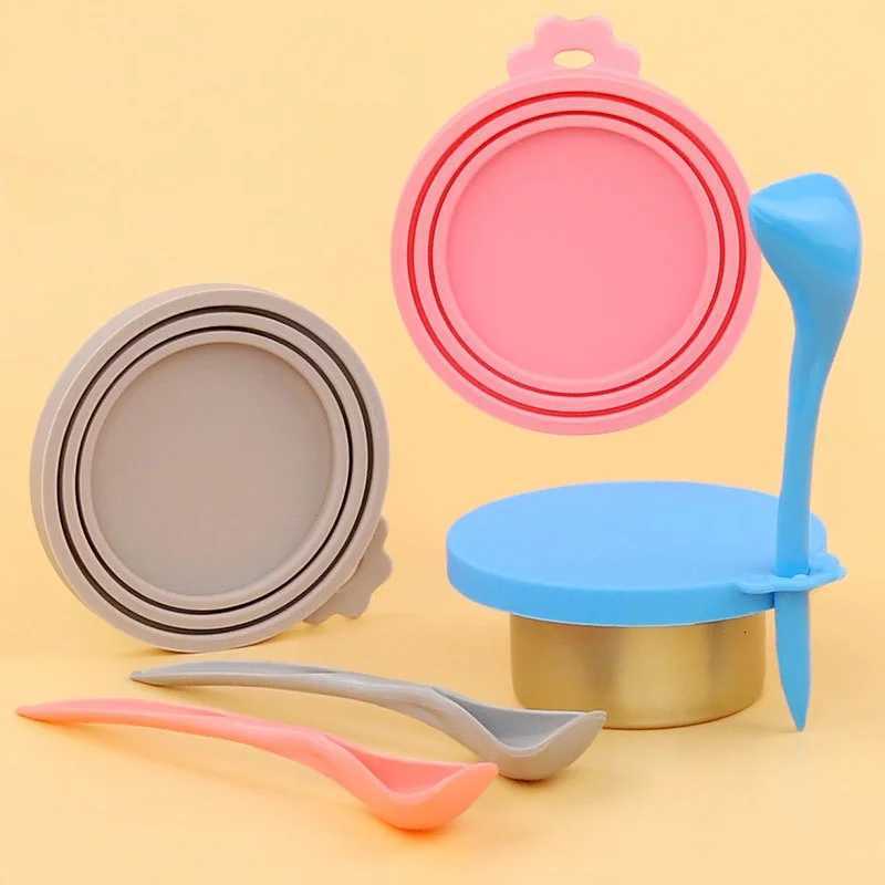 New 2PCS Reusable Pet Food Can Cover Silicone Dogs Cats Storage Tin Cap Lid Seal Cover with SpoonM251114